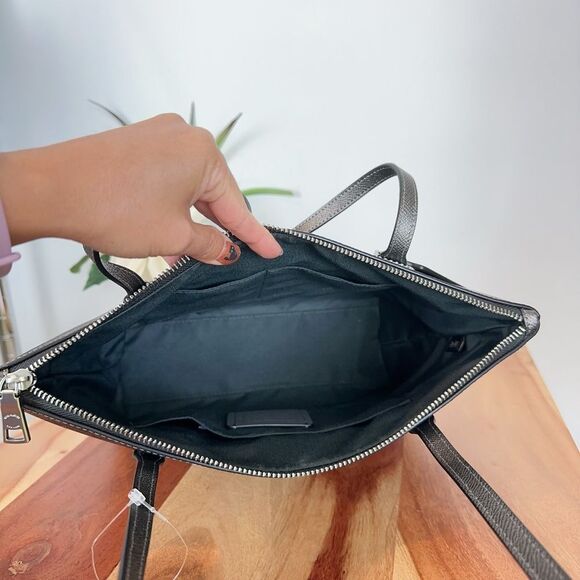 NWT Coach Fiona Zip Tote‎ Bag In Signature Canvas - Picture 5 of 5